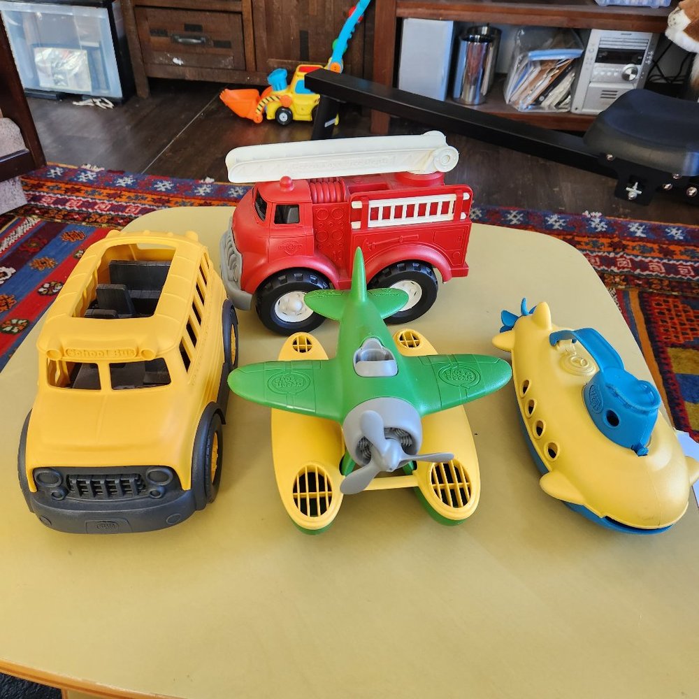 4 Green Toys
